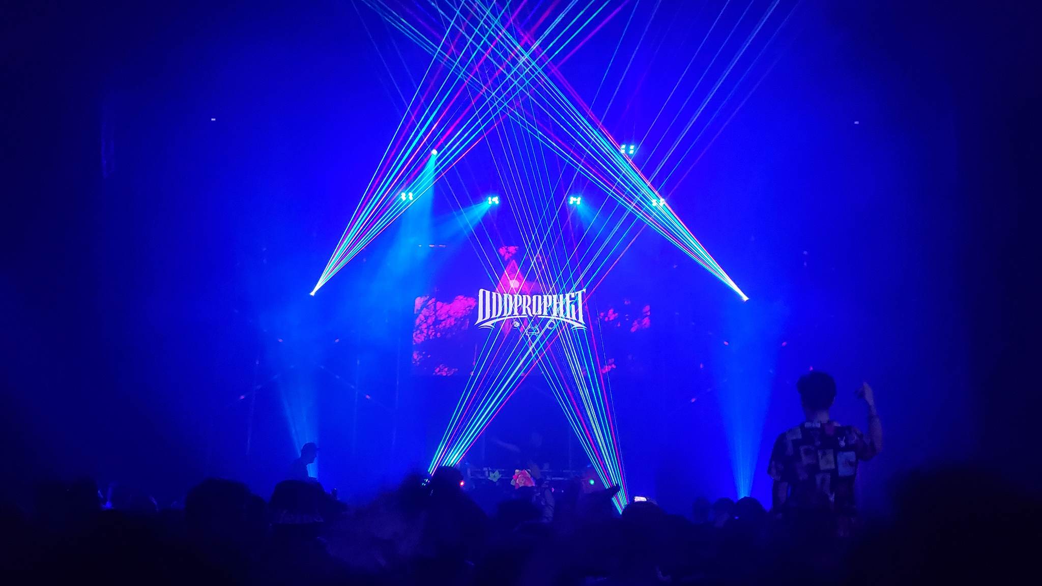 Resonance au Théâtre Paradoxe GnuckSquad