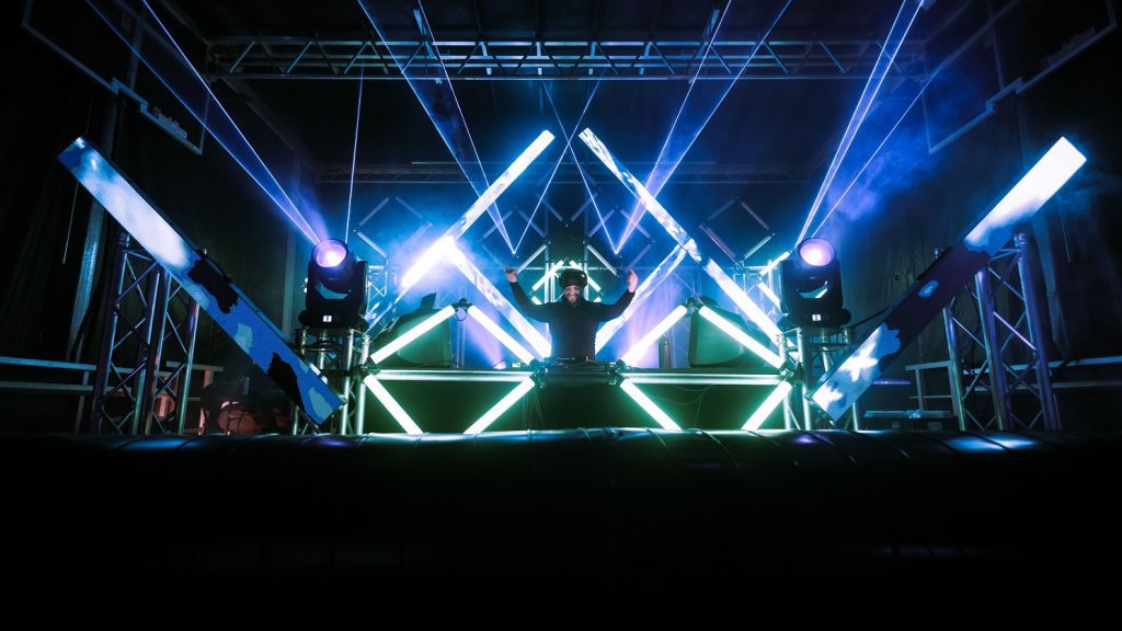 Festival Feu et Glace 2026 Gnucky front stage GnuckSquad