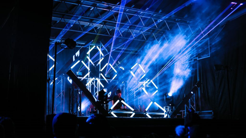 Feu et Glace 2026 Stage side